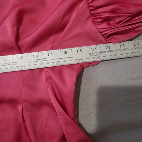 Hot Pink Satin Women SZ Sm Button down pleated balloon sleeve blouse rave disco - Picture 11 of 12